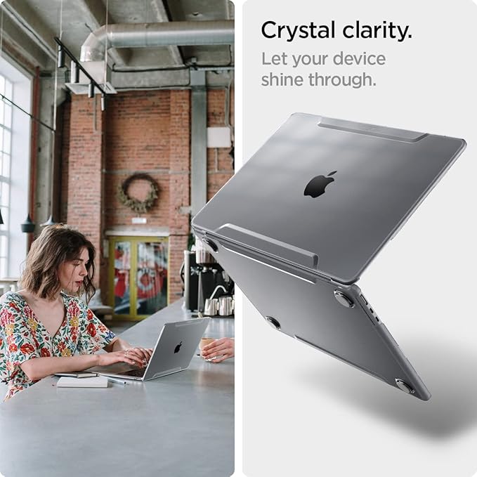 Spigen Thin Fit Coque Rigide Compatible avec Macbook Pro 14 Pouces 2023 2021, M3 / M3 Pro / M3 Max (2023) / M2 Pro / M2 Max / M1 Pro / M1 Max - Transparent