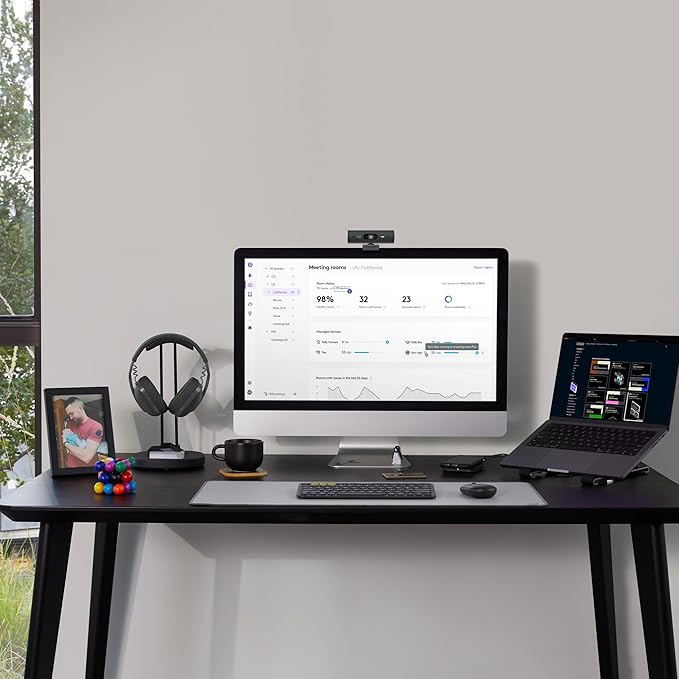 Logitech Desk Mat - Studio Series, Large Tapis de Bureau (Gris)