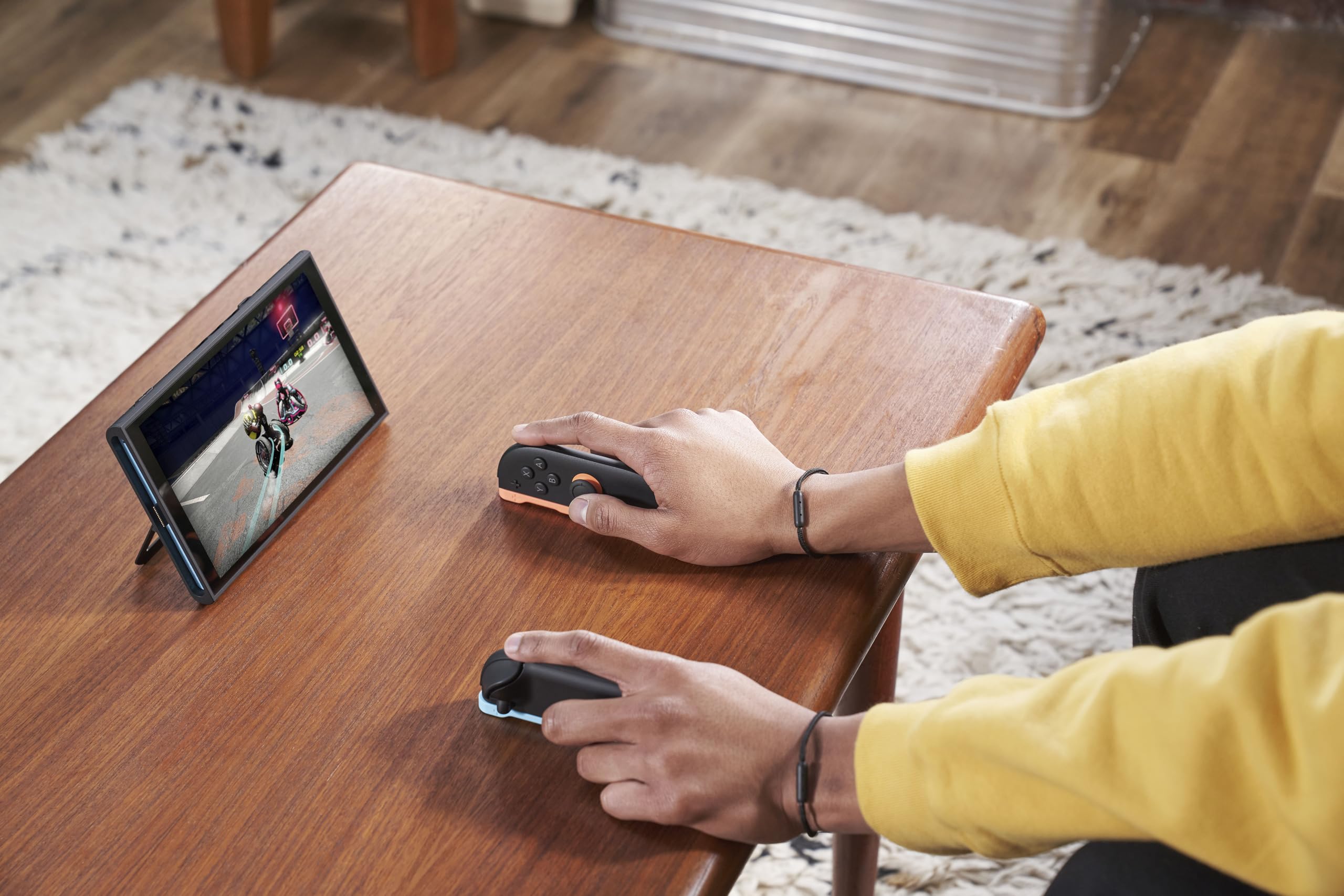 Nintendo Switch 2 + Mario Kart World